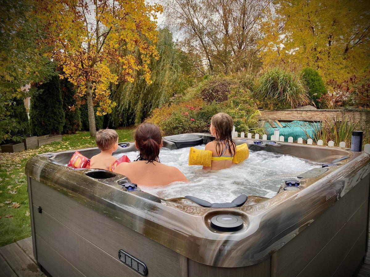 Villa 200M2 Avec Piscine Chauffee & Spa & Sauna & Kota-Grill Laval-sur-Vologne 外观 照片